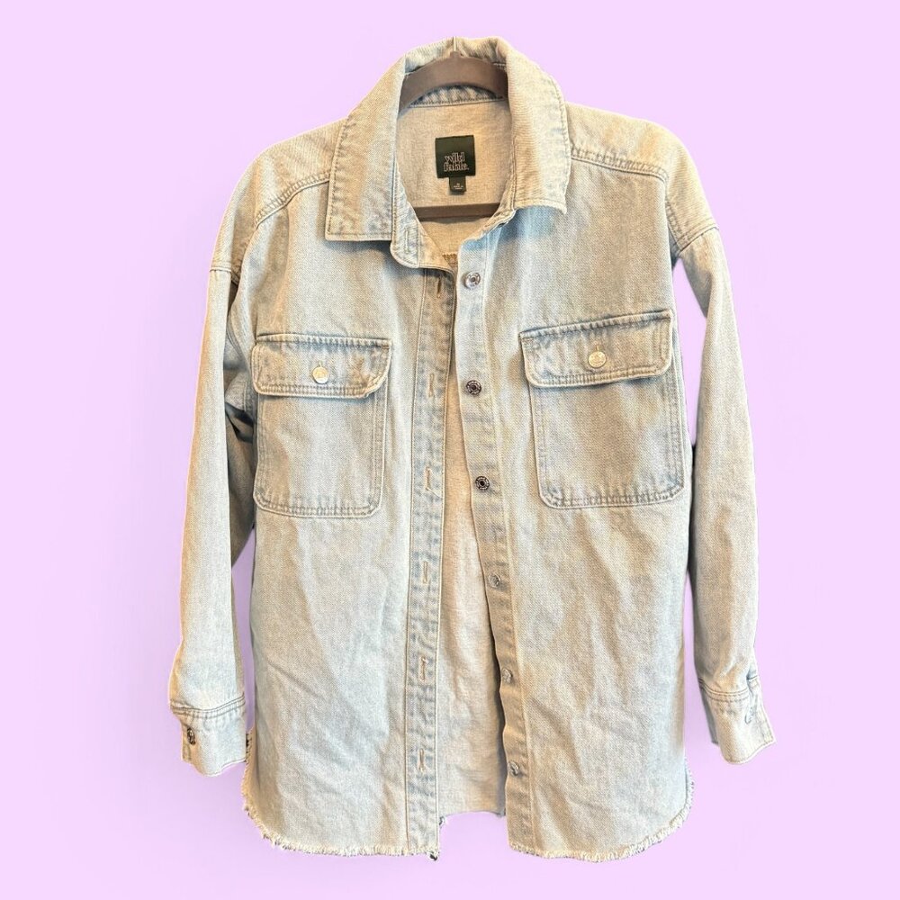 Wild Fable Light Wash Jean Jacket - Women's Size Medium